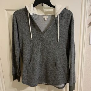 Light grey sweatshirt